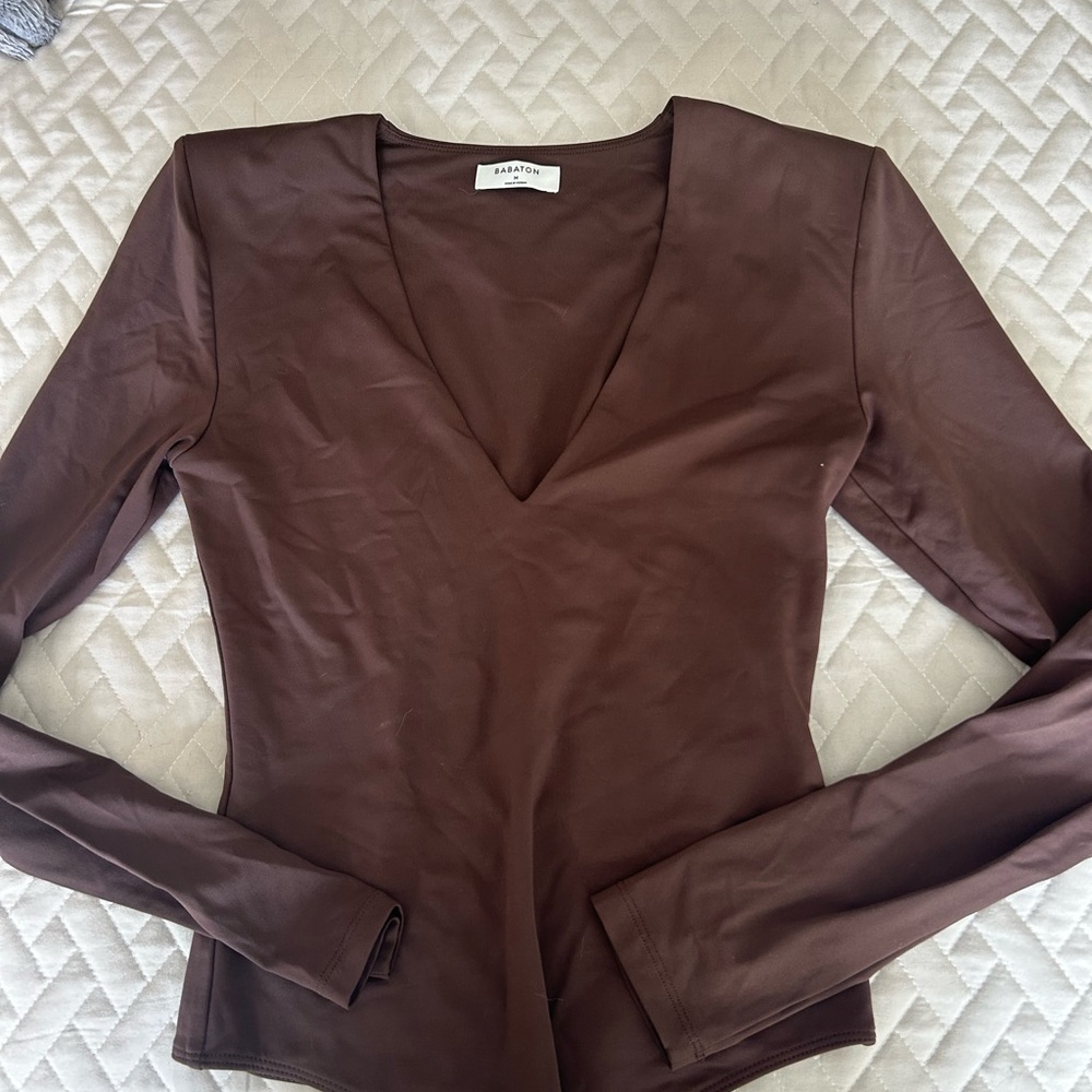 Babaton Brown Fitted V-Neck Blouse